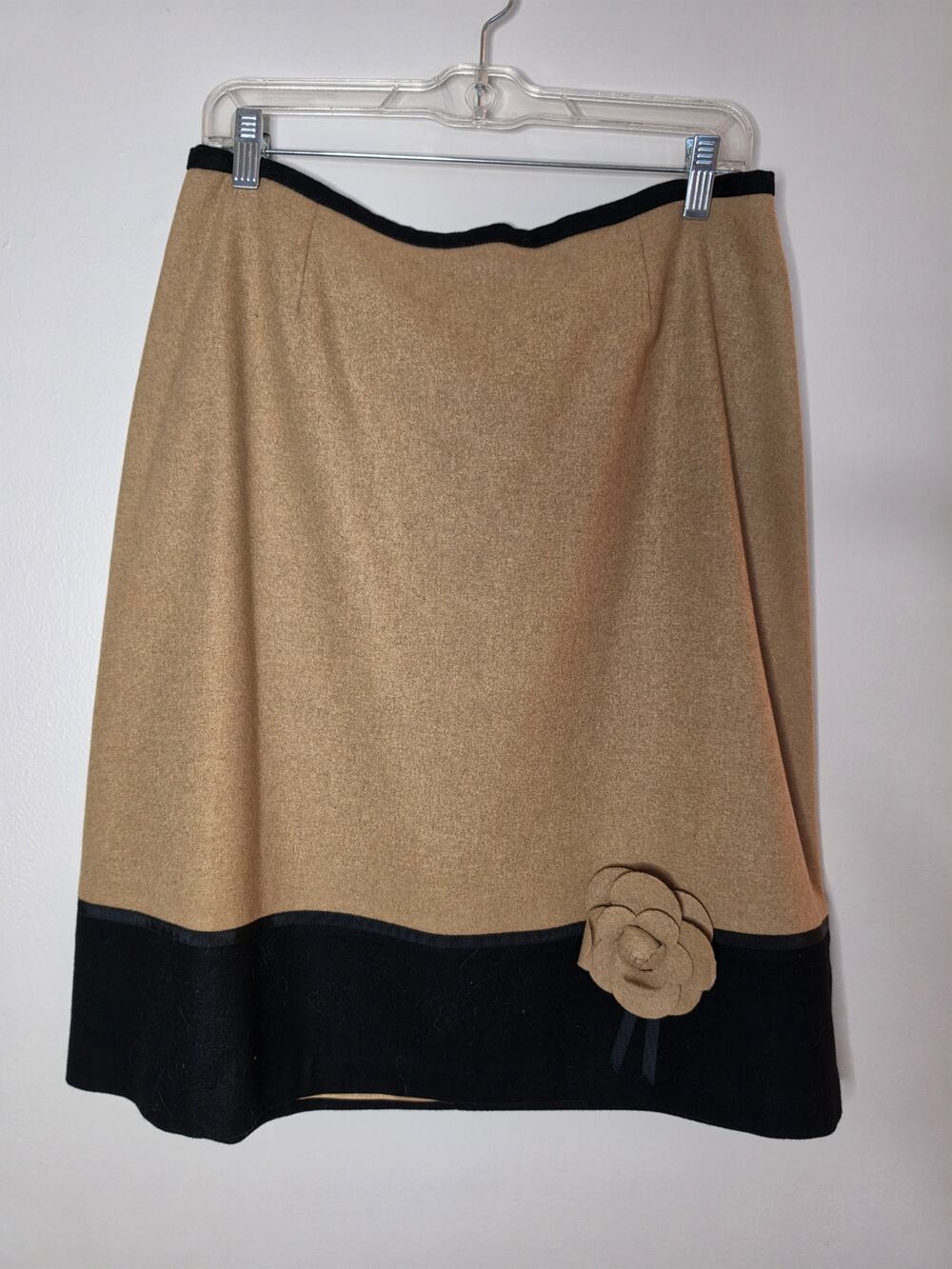Sara Jane Tan Black Floral Applique Wool Blend Skirt 12 Wardrobe Capsule Neutral